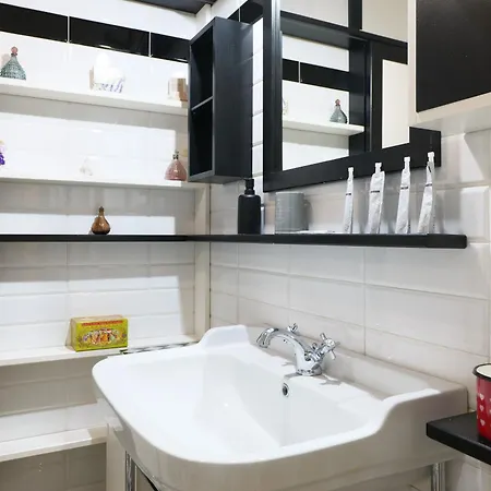 Apartman A Nest For Design Lovers In Navigli Milánó